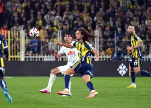 Kadıköy'de Son Dakika Şoku: Fenerbahçe 2-2 Çaykur Rizespor Maç Özeti