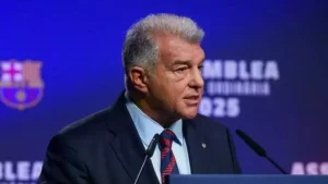 Barcelona UEFA'ya Gidiyor: Şampiyonlar Ligi Vedasında Hakem Skandalı!