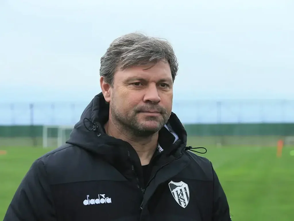 Ertuğrul Sağlam'dan Süper Lig Çıkışı: "İki Takımlı Yarış İstemiyoruz"