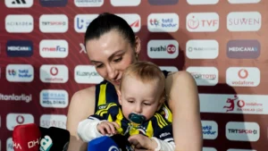 Aslı Kalaç'tan Fenerbahçe'ye Duygusal Veda: "Mazinde Bir Tarih Yatar"