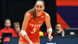 Ayça Aykaç Altıntaş'tan VakıfBank'a Şampiyonlar Ligi Kupasıyla Veda!