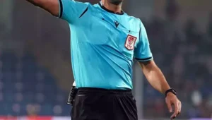 Süper Lig 30. Hafta Hakemleri Belli Oldu: Dev Maçlara Kritik Atamalar