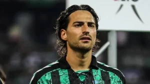 Kocaelispor'da Sürpriz Ayrılık: Ahmet Sağat ile Yollar Ayrıldı