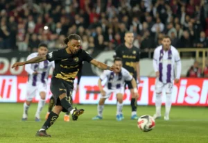 Trendyol 1. Lig'de Süper Lig Heyecanı: Play-Off Yarı Finalistleri Belli Oldu