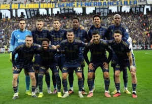 Fenerbahçe'de Eyüpspor Maçı Öncesi Sakatlık Şoku: 3 Yıldız Kadroda Yok