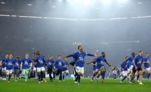 Kenan Karaman Şov Yaptı: Schalke 04 Yeniden Bundesliga'da!