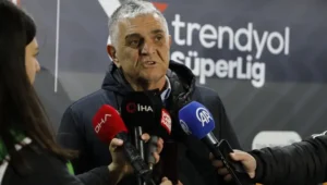 Samsunspor'dan Lidere Tarihi Fark: "Adil Hakemle Neler Yapabileceğimizi Gösterdik"