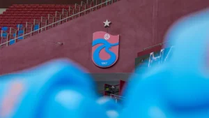 Trabzonspor'da Yann Gboho Şoku: Son Anda Transferden Vazgeçti!
