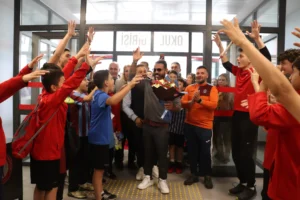 Alanzinho Trabzon’da Gençlerle Buluştu: Unutulmaz Derbi Anısı
