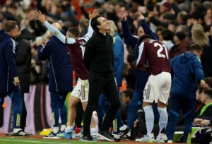 Aston Villa'dan Tarihi Zafer: Liverpool'u 4-2 Yıkıp Şampiyonlar Ligi Biletini Kaptılar