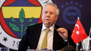 Fenerbahçe'de Seçim Heyecanı: Aydınlar Çekildi, Gözler Yıldırım ve Kocaman'da
