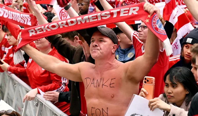 Bayern Münih'in 35. Şampiyonluk Şöleninde 1860 Münih Skandalı