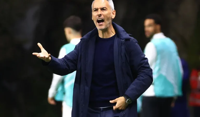 Beşiktaş'ta Teknik Direktör Sürprizi: Pep Guardiola'nın Eski Yardımcısı Carlos Vicens Gündemde!