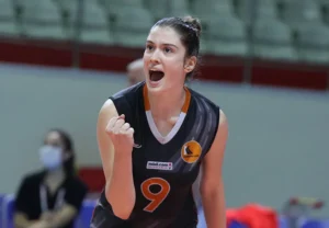 Ezgi Akyaldız Kimdir? Yaşı, Boyu, Kilosu, Takımı ve Maaşı