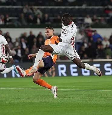 RAMS Başakşehir 3-0 Samsunspor | 33. Hafta Maç Özeti ve Detaylar
