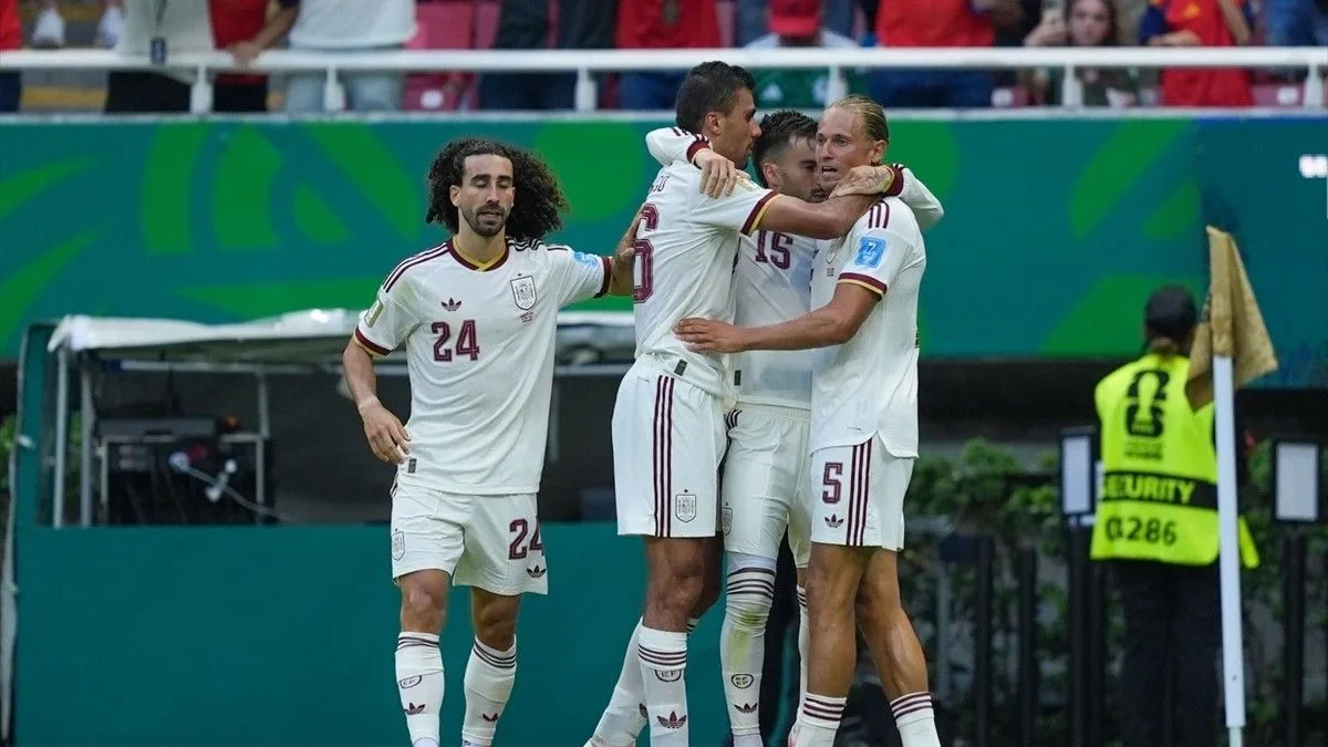 2026 Dünya Kupası: İspanya, Uruguay'ı Devirdi ve Son 16'ya Yükseldi!