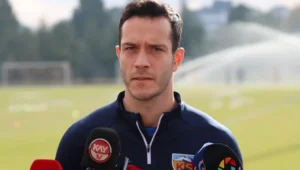 Kayserispor'da Yaprak Dökümü: Onurcan Piri'den Sarı-Kırmızılı Camiaya Duygusal Veda