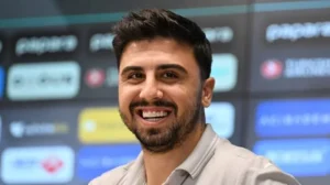Trabzonspor'da İç Transfer Bombası: Ozan Tufan ile 1+1 Yıllık Yeni Sözleşme!