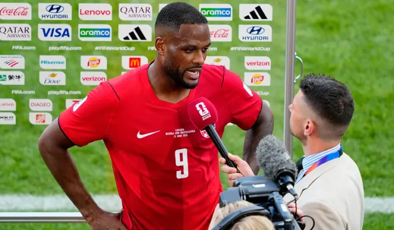 Cyle Larin'den Dünya Kupası'na Damga Vuran Gol ve Olay Yaratan Sevinç