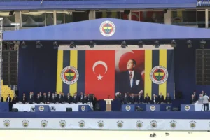 Fenerbahçe'de Olağanüstü Kongre Heyecanı: İlk Gün Neler Yaşandı?
