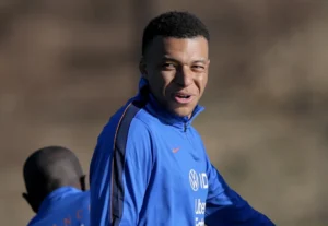 Mbappe'den Fenerbahçeli Kante'ye Tarihi Övgü: "Sahada 4 Kişilik Oynuyor!"