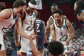 Beşiktaş Basketbol'da Yaprak Dökümü: Matt Thomas ve Vitto Brown ile Yollar Ayrıldı