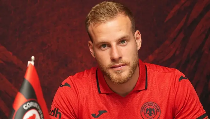 Arca Çorum FK'dan Savunmaya Bundesliga Takviyesi: Hrvoje Smolcic İmzayı Attı
