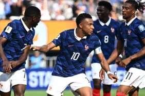 2026 Dünya Kupası: Fransa İsveç'i 3-0'la Dağıttı, Mbappe Tarihe Geçiyor