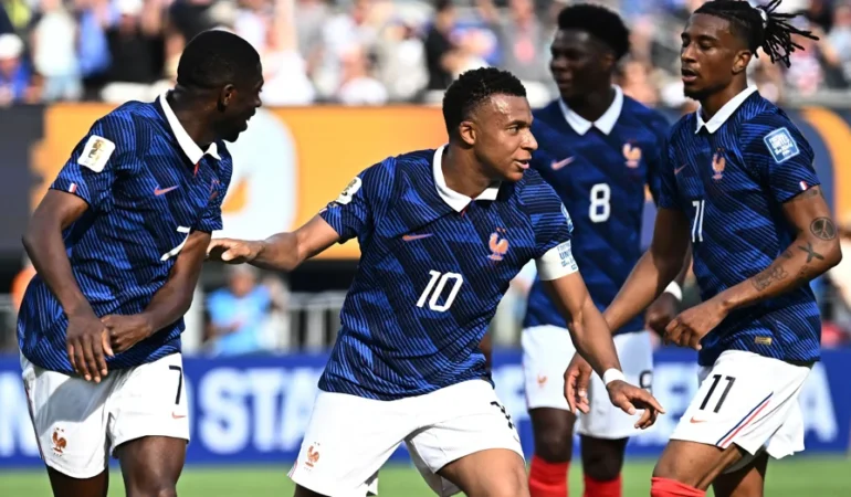 2026 Dünya Kupası: Fransa İsveç'i 3-0'la Dağıttı, Mbappe Tarihe Geçiyor