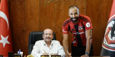 Gaziantep FK, Tecrübeli Oyuncu Nazım Sangare ile 2 Yıllık Yeni Sözleşme İmzaladı