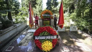 Galatasaray'ın Kurucusu Ali Sami Yen, Vefatının 75. Yılında Kabri Başında Anıldı