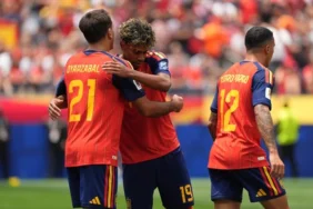 İspanya Avusturya'yı 3 Golle Geçti: Matadorlar Son 16'da!
