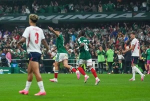 İngiltere'den Azteca'da Tarihi Zafer: Ev Sahibi Meksika'yı 3-2 Devirip Çeyrek Finale Çıktılar