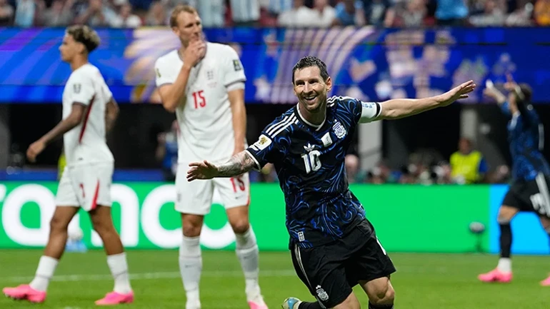 Tangocuların Muhteşem Geri Dönüşü ve Messi'nin Resitali
