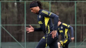 Fenerbahçe'nin Yıldızı Archie Brown'dan İsmail Kartal İtirafı: "Şanslıyız"