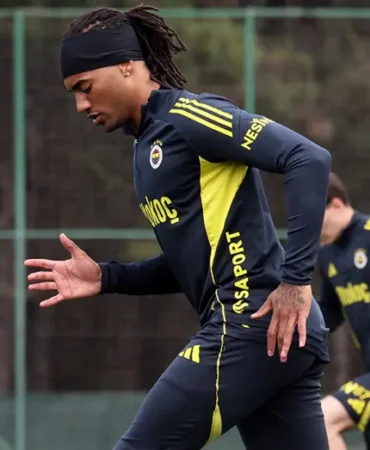 Fenerbahçe'nin Yıldızı Archie Brown'dan İsmail Kartal İtirafı: "Şanslıyız"