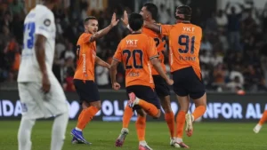 Başakşehir, Konferans Ligi'nde Inter Turku ile Yenişemedi: 1-1