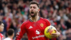 Bruno Fernandes Manchester United'da Kalıyor! Rekor Sözleşme Yolda