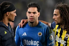 Fenerbahçe'de Kaleci Planı Değişti: Ederson Sonrası İlk Hedef Tzolakis