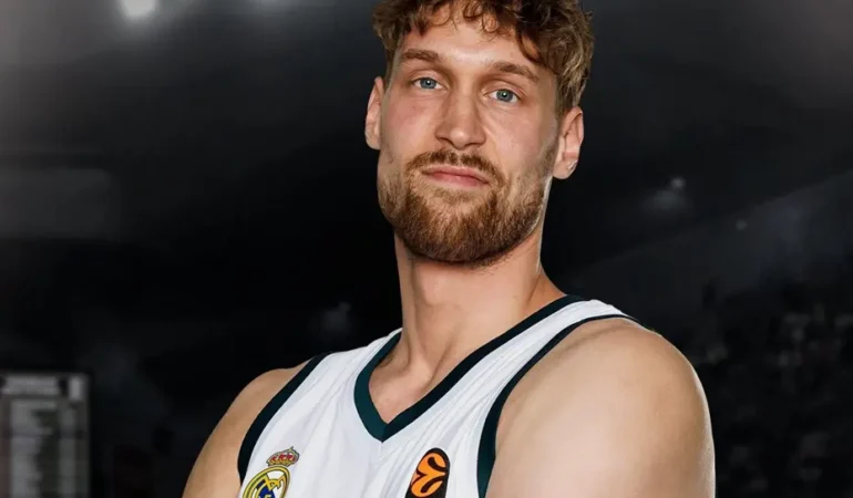 Real Madrid Yeni Uzun Forvetini Buldu: Mikael Jantunen İspanya Yolcusu