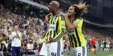 Kadıköy'de Zafer Gecesi: Fenerbahçe, Górnik Zabrze'yi Talisca ile Yıktı