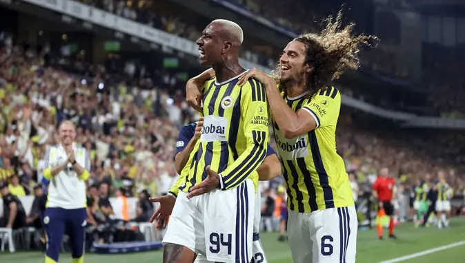 Kadıköy'de Zafer Gecesi: Fenerbahçe, Górnik Zabrze'yi Talisca ile Yıktı