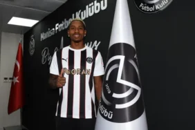 Manisa FK'dan Flaş Transfer Hamlesi: Alenis Vargas Yuvada Kaldı!