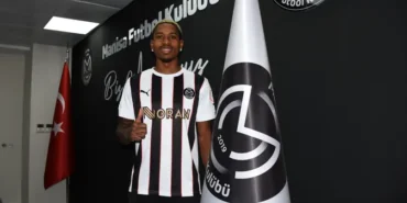Manisa FK'dan Flaş Transfer Hamlesi: Alenis Vargas Yuvada Kaldı!