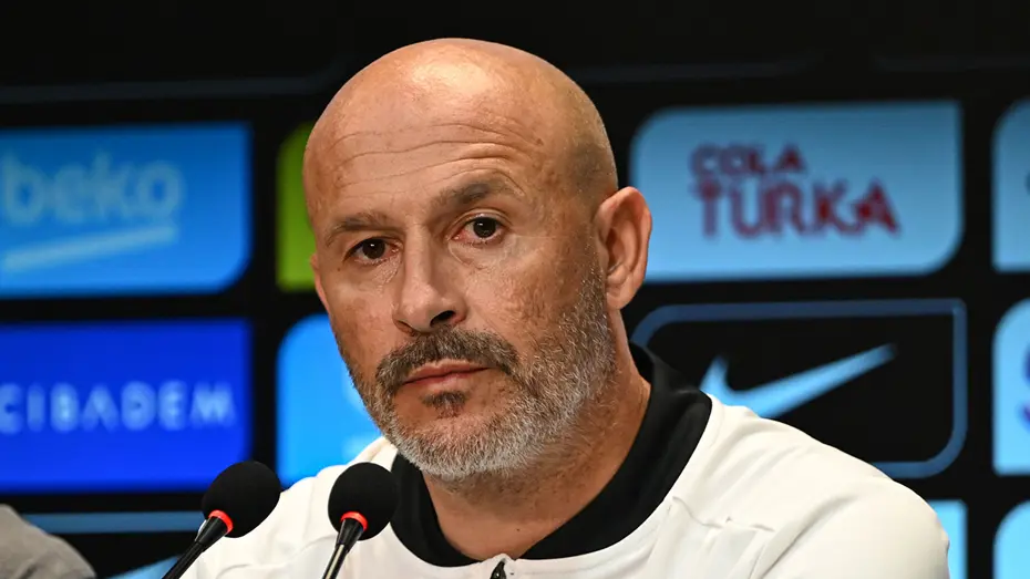 Vincenzo Italiano'dan Beşiktaş'ta Salah, Trossard ve Midtjylland Açıklamaları