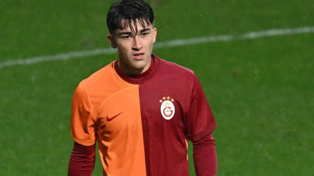 Amedspor'dan Flaş Transfer Hamlesi: Ali Turap Bülbül Gündemde!
