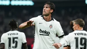 Beşiktaş'tan Çorum FK'ya Gol Yağmuru: Vlahovic'ten Hat-Trick!