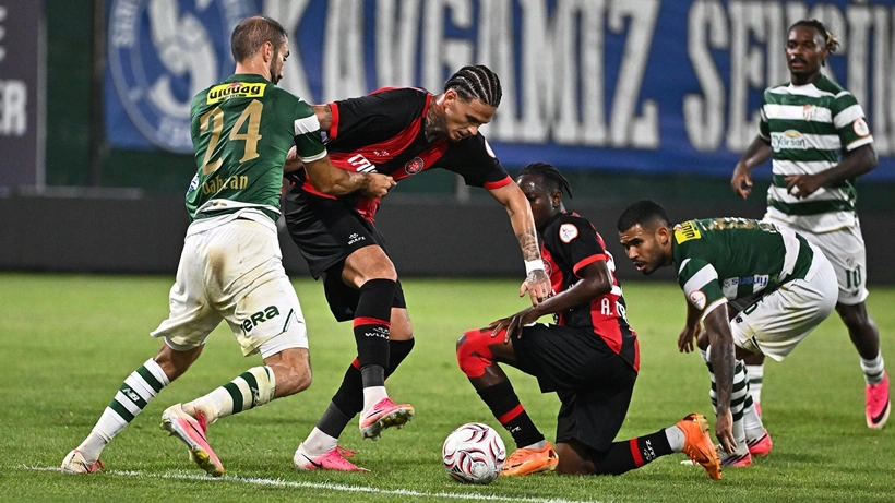Fatih Karagümrük Evinde Hata Yapmadı: Bursaspor'u 2-1 İle Geçti