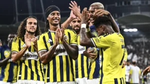 Fenerbahçe Sturm Graz'ı Eledi: Avusturya Basını Ayakta!