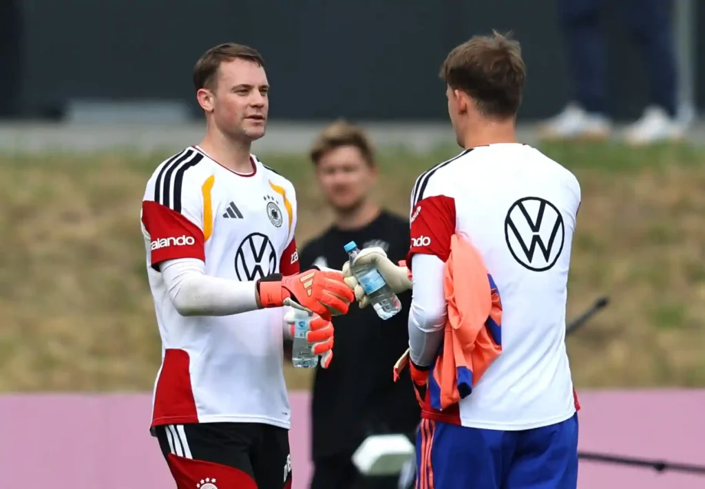 Beşiktaş'ın Yeni Duvarı Alexander Nübel: Eski Antrenöründen Çarpıcı Bayern ve Neuer İtirafları